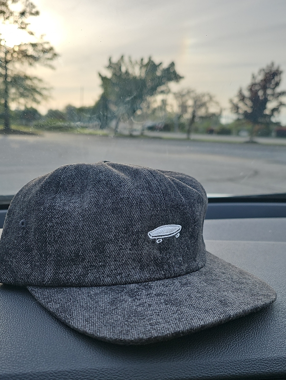 Vans Off the‎ Wall Gray Skateboard Strapback Hat New